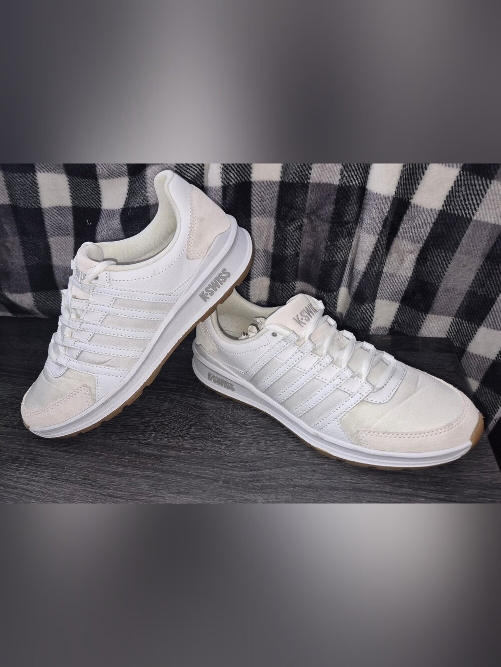 K-Swiss Women's White Sneakers with Gum Sole